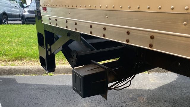 2015 Hino 26FT BOX TRUCK Base
