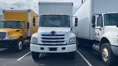 2015 Hino 26FT BOX TRUCK Base