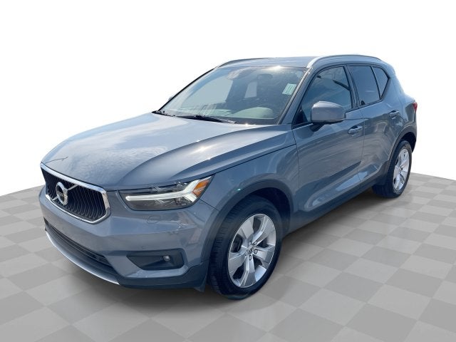 2021 Volvo XC40 Momentum