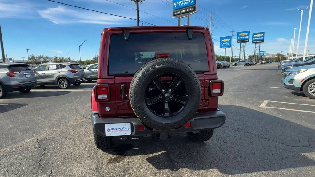 2021 Jeep Wrangler Unlimited Sahara Altitude 4x4
