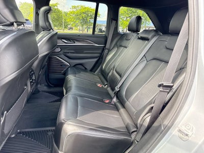 2022 Jeep Grand Cherokee 4xe Overland 4x4