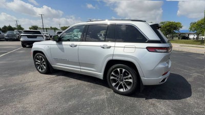 2022 Jeep Grand Cherokee 4xe Overland 4x4