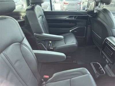 2023 Jeep Wagoneer Series II Carbide