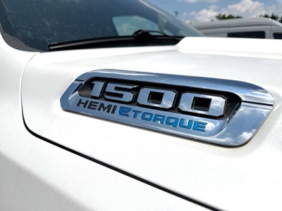 2021 RAM 1500 Laramie Crew Cab 4x4 5'7" Box