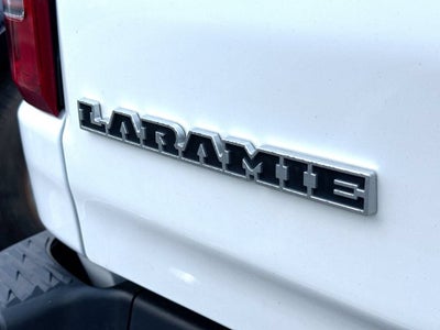2021 RAM 1500 Laramie Crew Cab 4x4 5'7" Box
