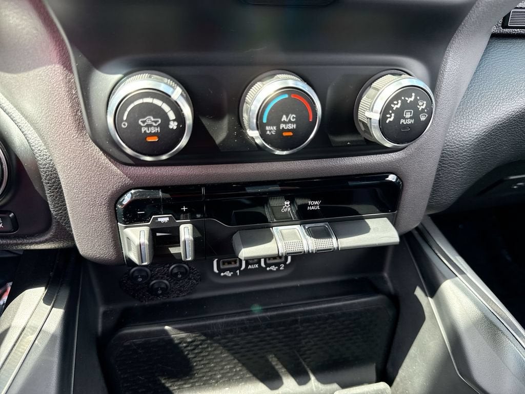 2021 RAM 1500 Rebel Crew Cab 4x4 5'7" Box