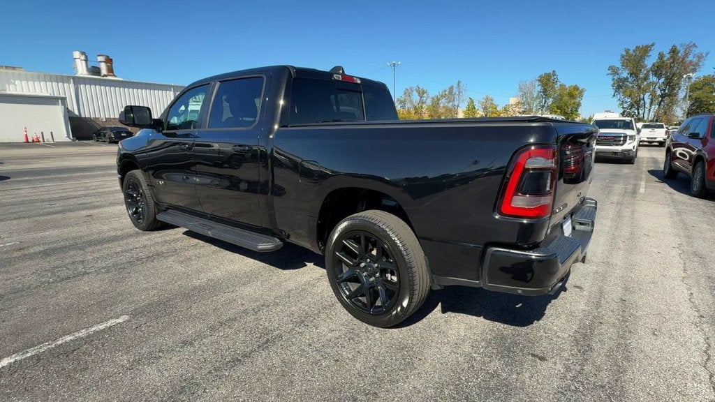 2023 RAM 1500 Laramie Crew Cab 4x4 6'4" Box