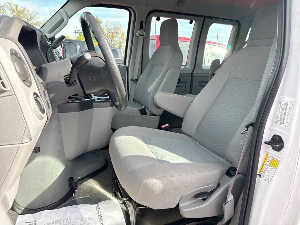 2014 Ford Econoline Wagon XL