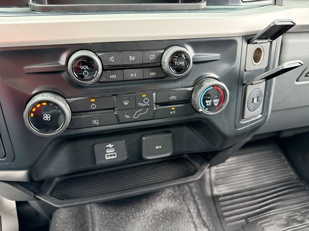 2023 Ford Super Duty F-350 DRW XL