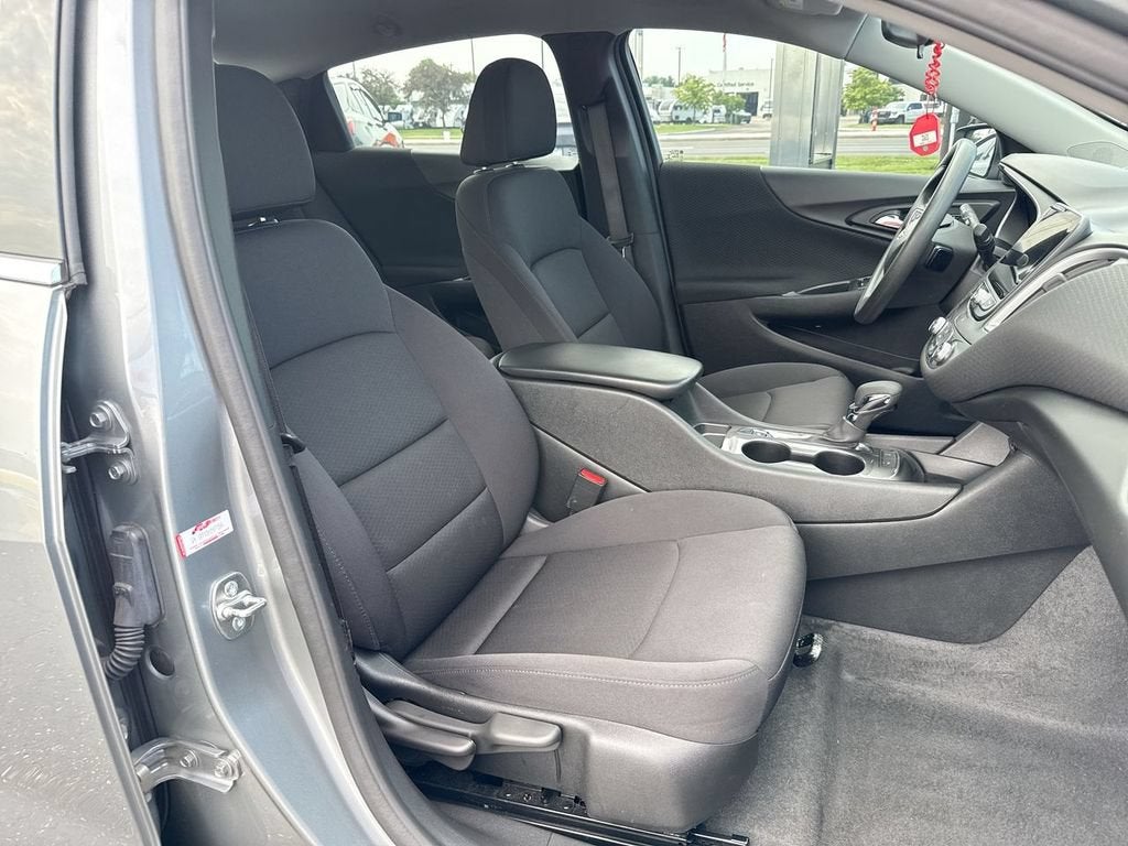 2024 Chevrolet Malibu LS