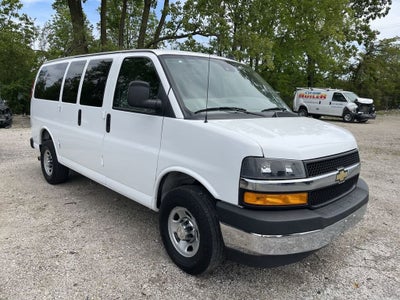 2022 Chevrolet Express Passenger 2500 1LT