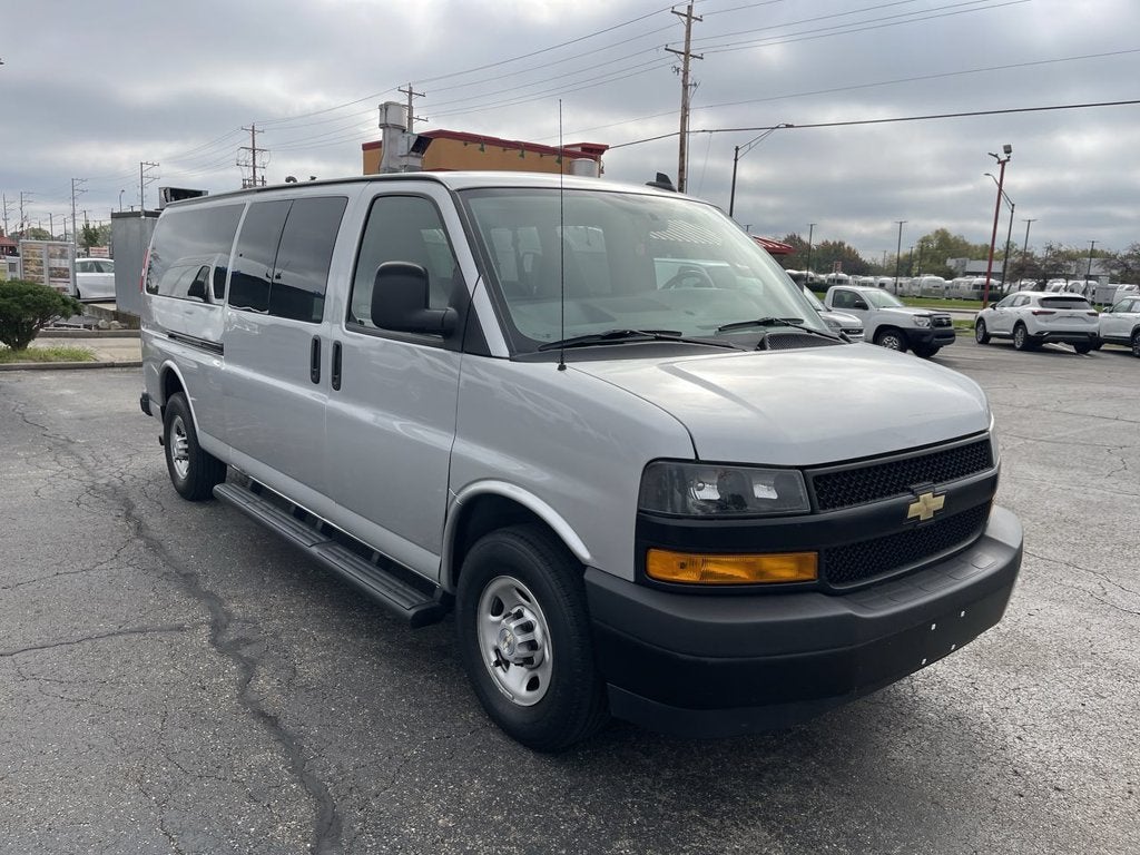 2023 Chevrolet Express Passenger 3500 LS