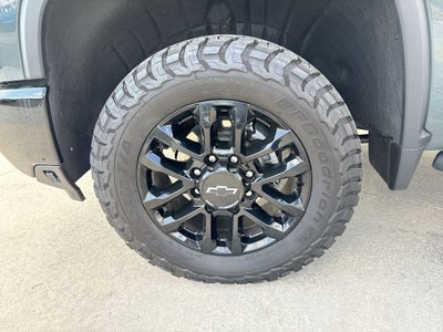 2025 Chevrolet Silverado 3500 HD LTZ