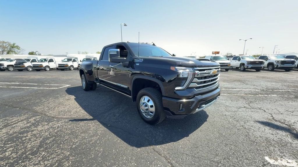 2026 Chevrolet Silverado 3500 HD High Country DRW