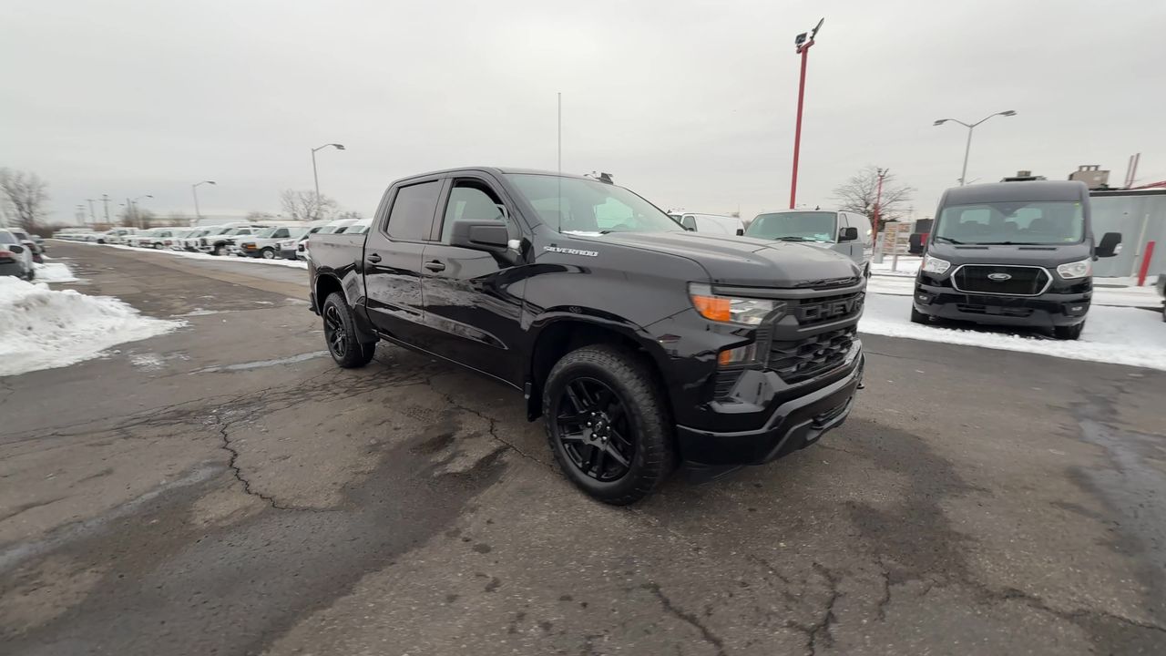 2022 Chevrolet Silverado 1500 Custom