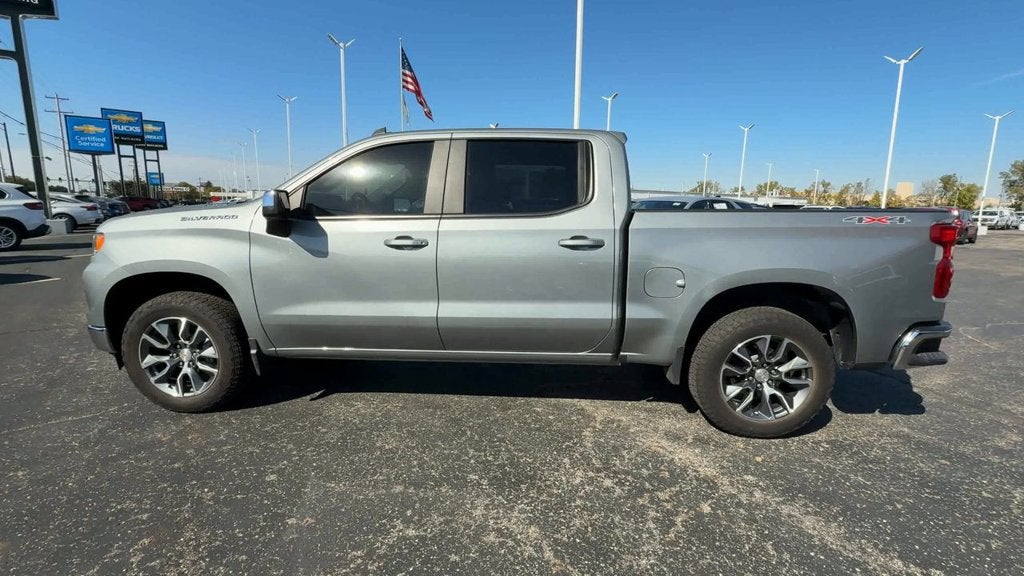 2025 Chevrolet Silverado 1500 LT (2FL)