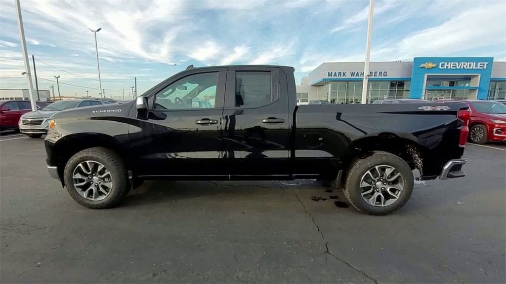 2022 Chevrolet Silverado 1500 LT (2FL)