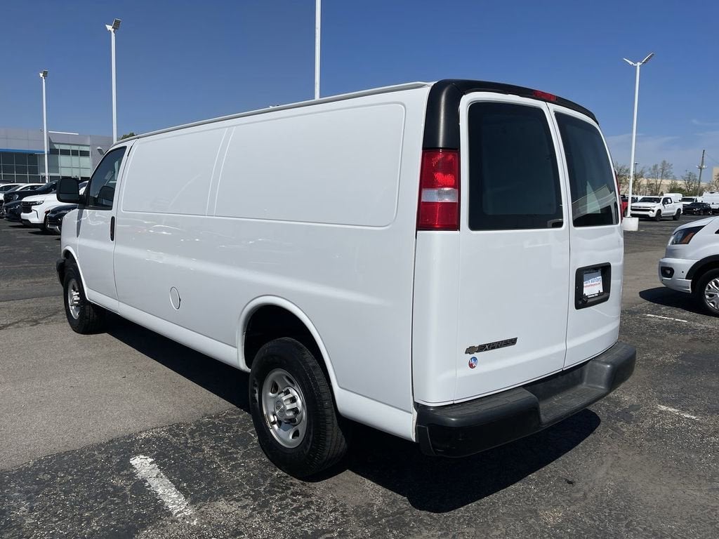 2022 Chevrolet Express Cargo 2500 WT
