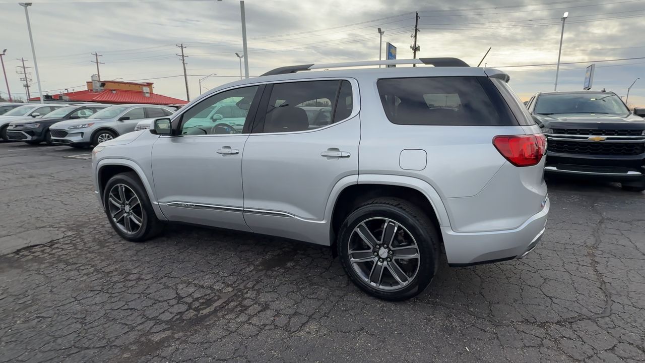 2019 GMC Acadia Denali