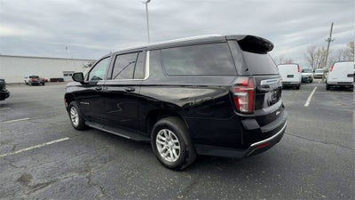2023 Chevrolet Suburban LT