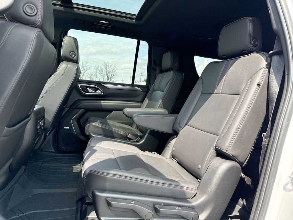 2022 Chevrolet Suburban RST