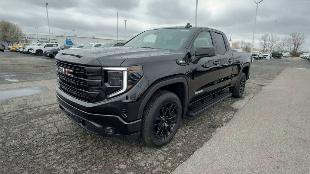 2025 GMC Sierra 1500 Elevation