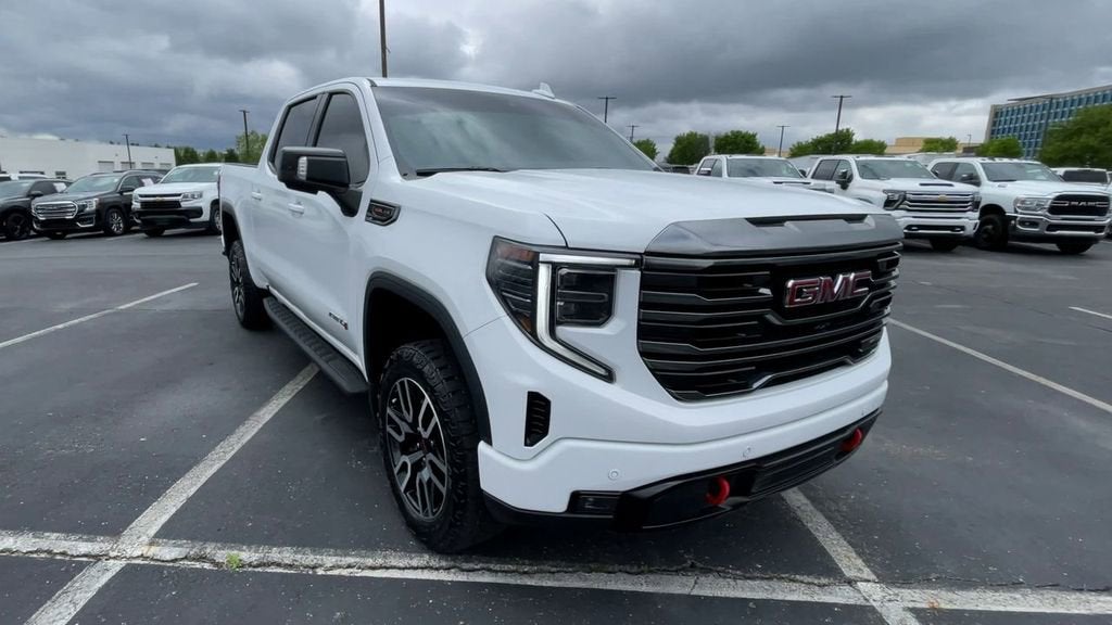 2023 GMC Sierra 1500 AT4