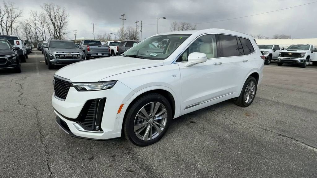 2023 Cadillac XT6 Premium Luxury