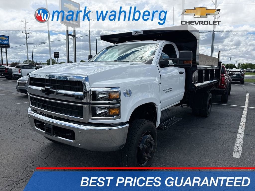 2023 Chevrolet Silverado 5500 HD Work Truck