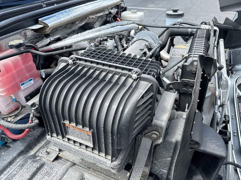 2023 Chevrolet Silverado 5500 HD Work Truck