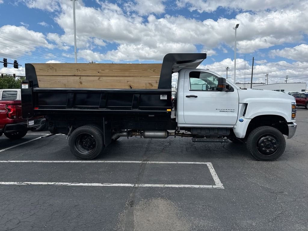 2023 Chevrolet Silverado 5500 HD Work Truck