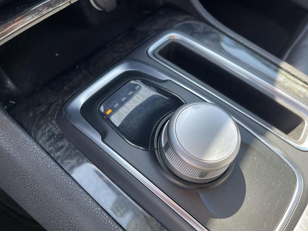 2022 Chrysler 300 Touring L