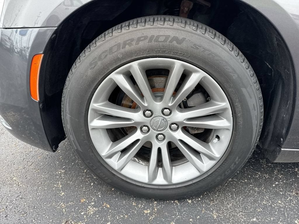 2015 Chrysler 300C 300C