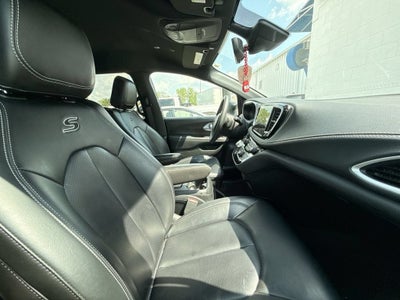 2023 Chrysler Pacifica Touring L AWD