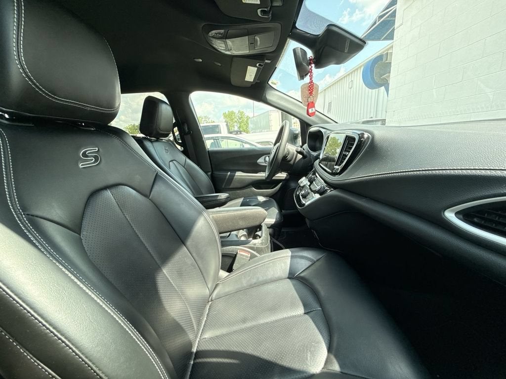2023 Chrysler Pacifica Touring L AWD