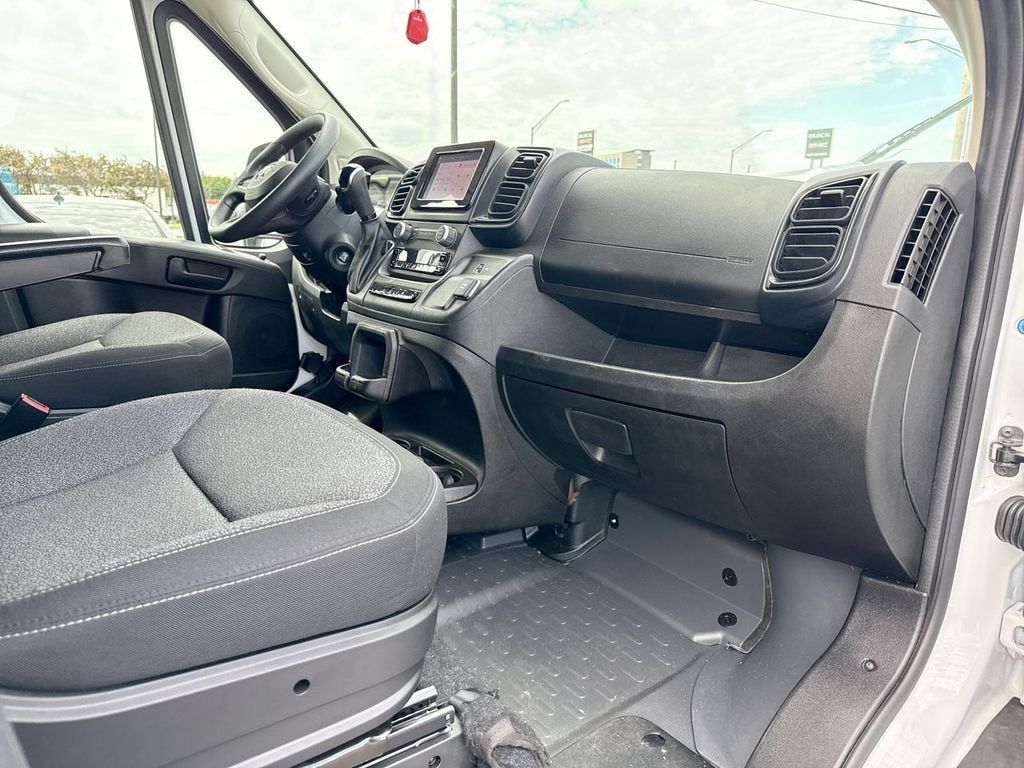 2025 RAM ProMaster Cargo Van Tradesman