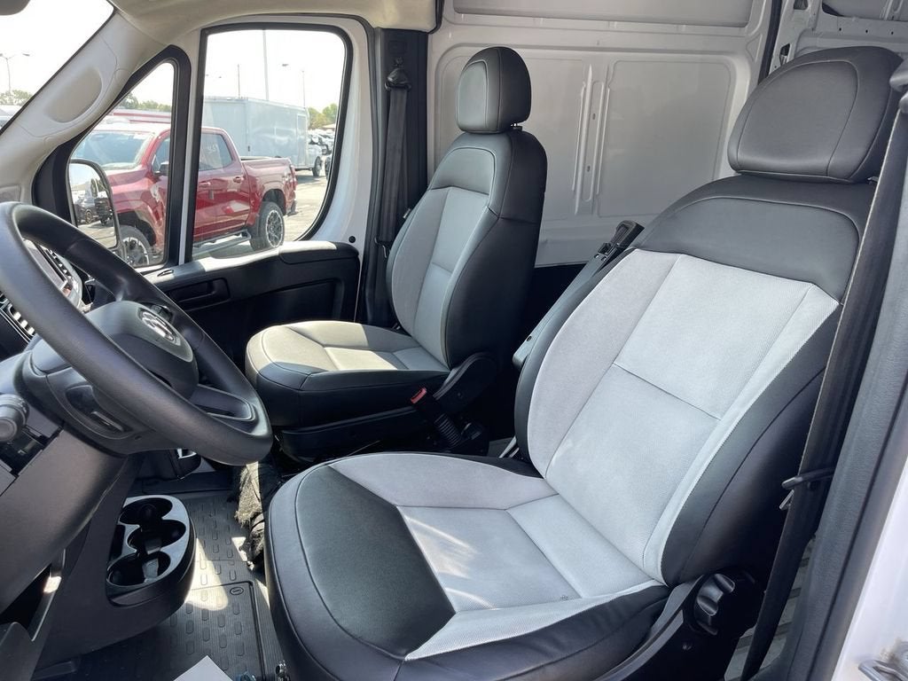 2025 RAM ProMaster Cargo Van Tradesman