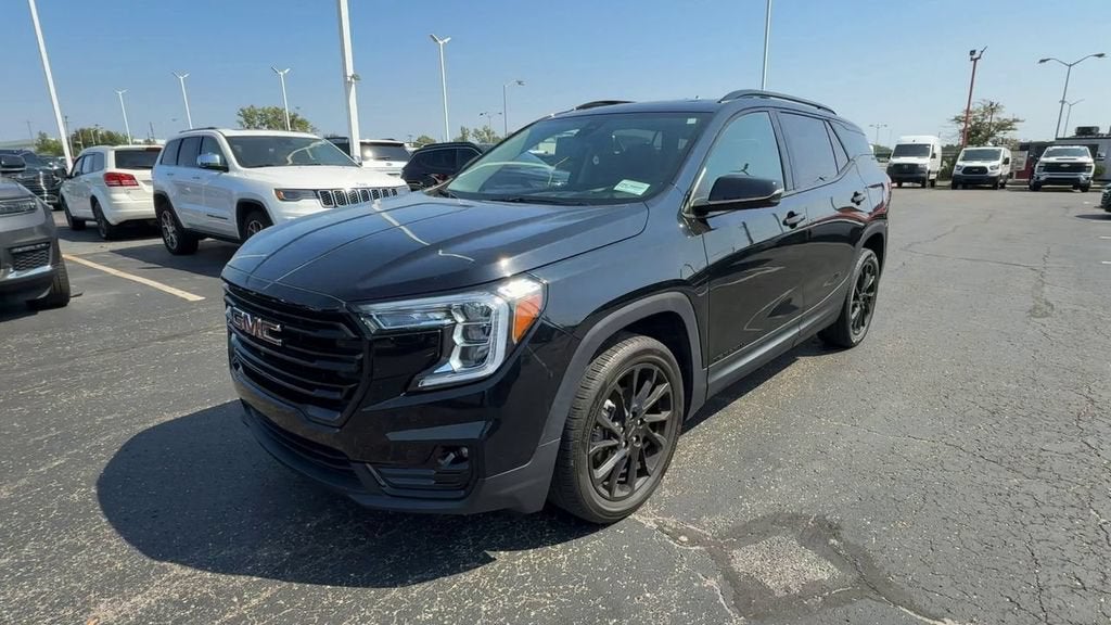 2024 GMC Terrain SLT