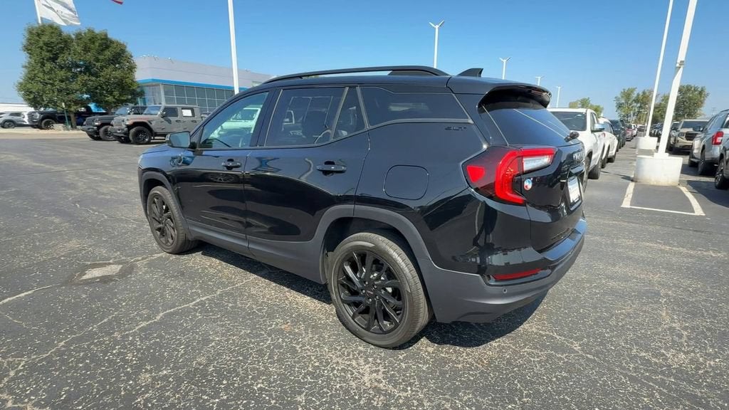 2024 GMC Terrain SLT