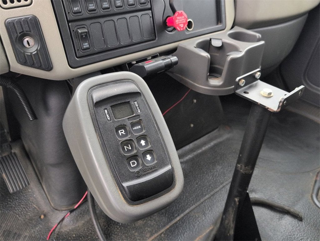 2014 INTERNATIONAL 4100 NA