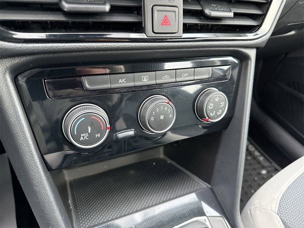 2025 Volkswagen Taos S