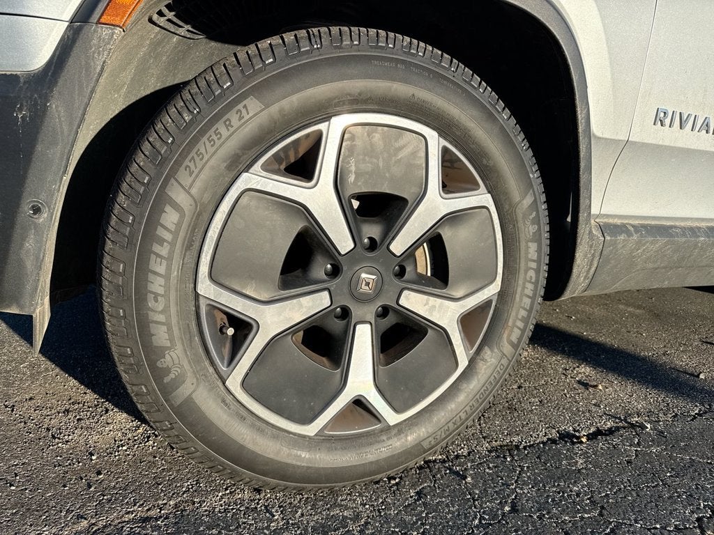 2024 RIVIAN R1T Adventure