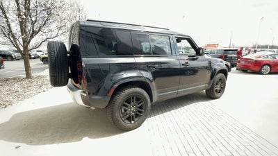 2025 Land Rover Defender S