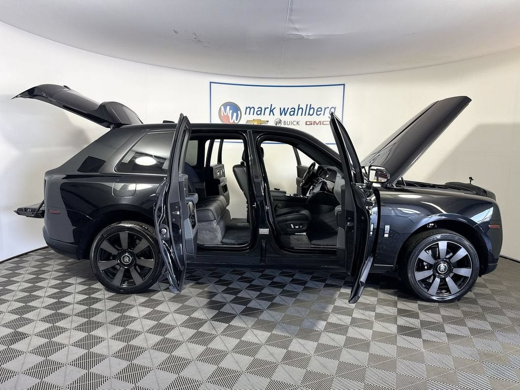 2020 Rolls-Royce Cullinan Sport Utility