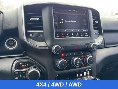 2019 RAM 1500 Big Horn/Lone Star Crew Cab 4x4 5'7" Box