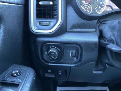 2021 RAM 1500 Big Horn Quad Cab 4x4 6'4" Box