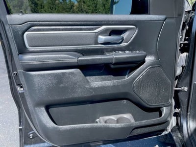 2020 RAM 1500 Big Horn Crew Cab 4x4 5'7" Box