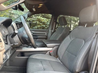 2020 RAM 1500 Big Horn Crew Cab 4x4 5'7" Box