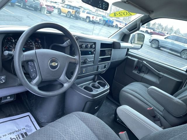 2024 Chevrolet Express Cargo 2500 WT
