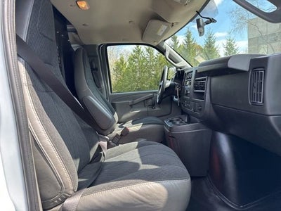 2024 Chevrolet Express Cargo 2500 WT